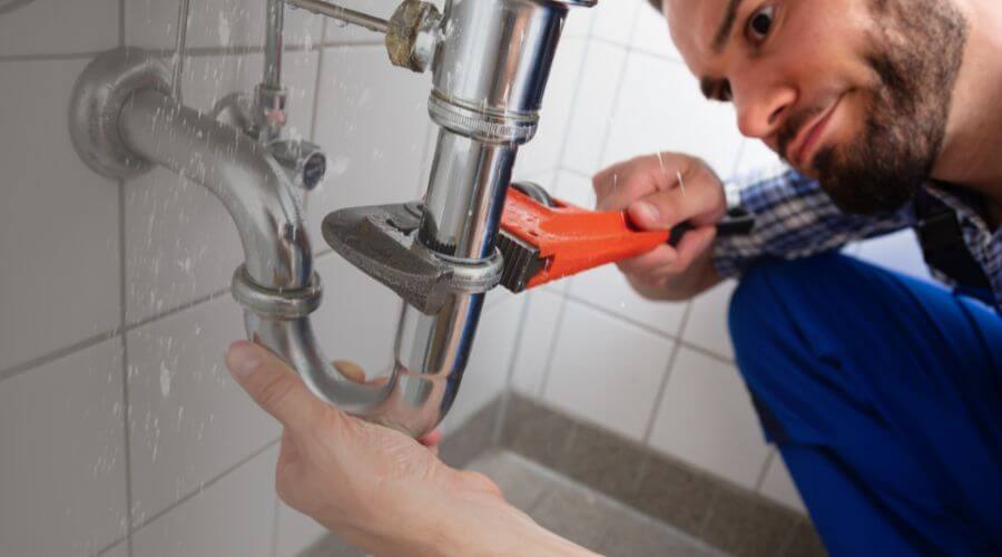 Expert burst pipe repair services in Riceville, TN